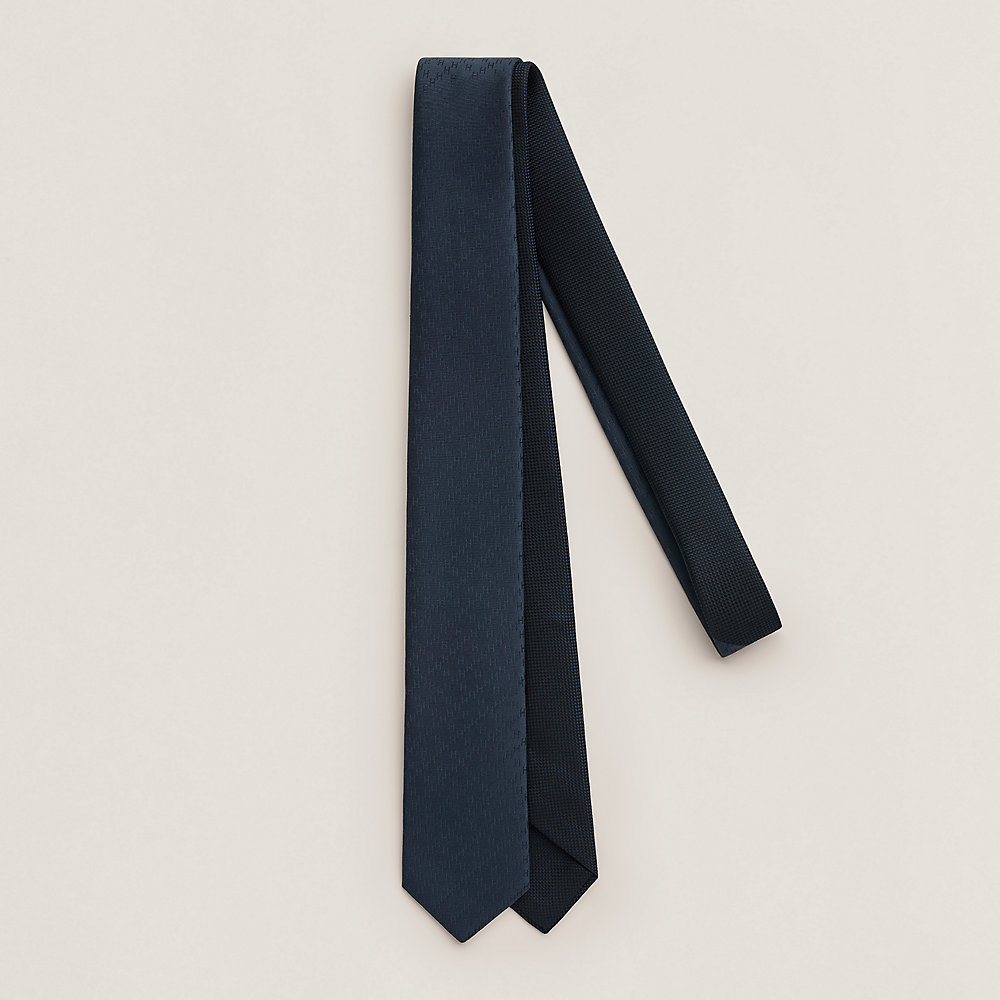エルメス　CRAVATE FACONNEE TWIL FACONNEE Faconnee H tie | Hermès USA